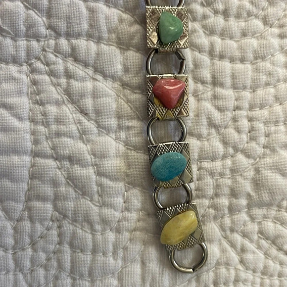 Vintage Las Vegas Bracelet Womens Silver Tone Semiprecious Stones Foldover Clasp - Picture 2 of 7